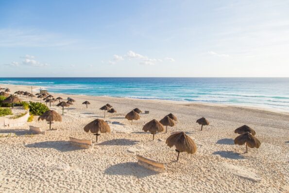 Hoteles en Playa Delfines Cancún