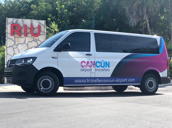 Como llegar al aeropuerto de Cancún en Transporte Público