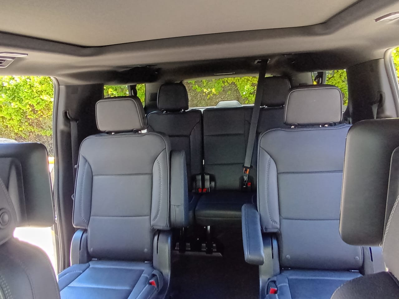 Premium private transfer Cancun Airport to hotel zone VIP service