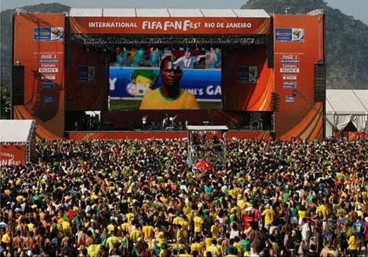 Travelers enjoying the World Cup atmosphere in Quintana Roo